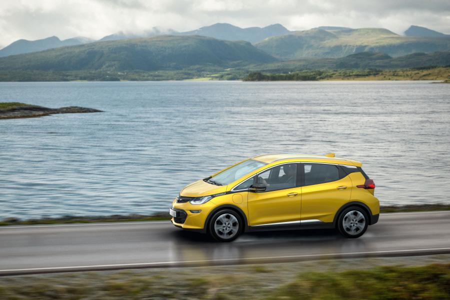  Opel Ampera-e 2016 года  (фото 5 из 44)